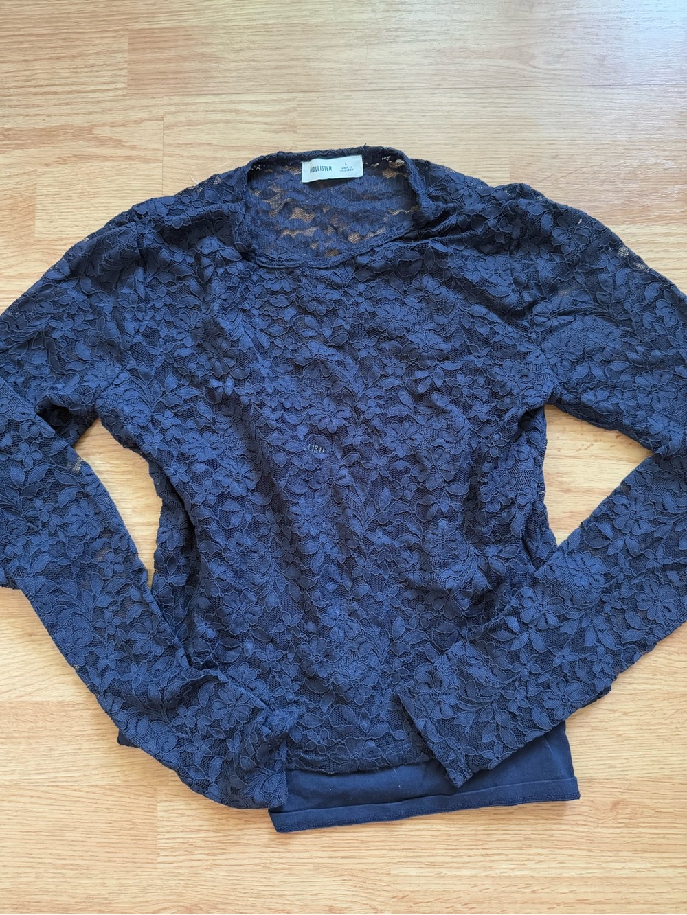 Hollister Sheer Floral Lace Long Sleeve Top Built-In Cami L